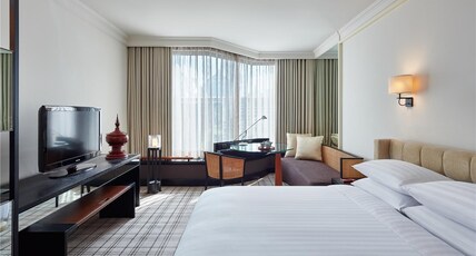 Grand Hyatt Erawan Bangkok Room Type - 1 KING BED
