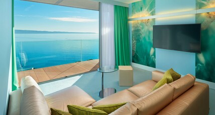Radisson Blu Resort & Spa, Split Room Type - Junior Suite - Sea View amp; Balcony