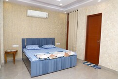 Stella Homestay - Yashoobhomi