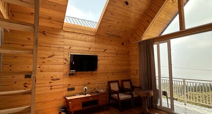 House of Meraki Mussoorie Room Type - A,Frame cottage with LOFT