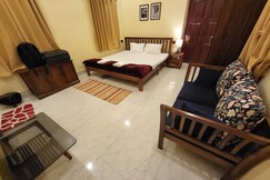 Quaint home with a garden Sriniketan Kuthi