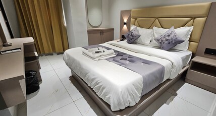 Hotel Bellemount Room Type - Super Deluxe Room