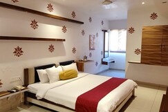 Hotel Kalinga Lake View