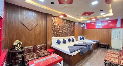 HOTEL JUNAGADH PALACE Room Type - Ground floor 8 bed room