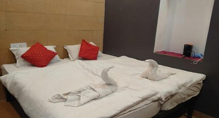 Welcome Beds Room Type - Delux Room