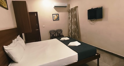 Avea Accommodation | Rooms in a Homestay Room Type - Deluxe Room with Balcony (2nd Floor NO LIFT) Avea Accommodation | Rooms in a Homestay Room Type - Deluxe Room with Balcony (2nd Floor NO LIFT)