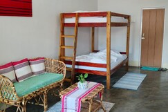 Hurgen Stay Backpacker Hostel