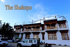 The Shakspo | Rooms & Restaurant