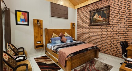 Countryside Villa Room Type - Teak Royal Suite (2BHK)