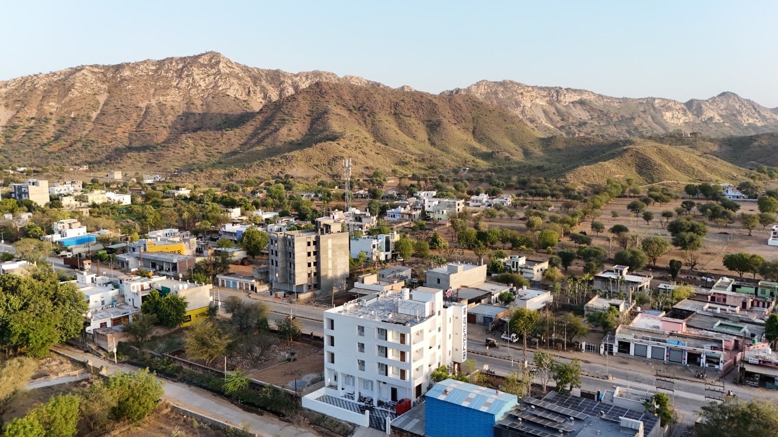 Mayoor Hotel - Tap to explore photos