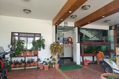 Hotel KURINJI RESIDENCY