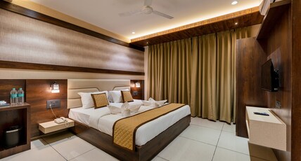 Golden Leaf Resort Room Type - Premium Room AC