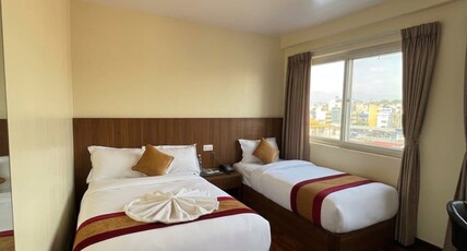 Hotel In N Out Room Type - Standard Double Room with Fan