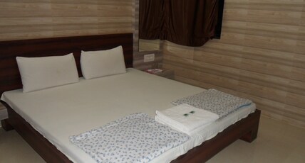 Hotel Madhusudan Room Type - Standard AC Room
