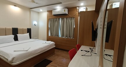 Hotel Beach Comforts (300 Meters from Sea Beach) Room Type - Premium AC Double Room - Ground Floor