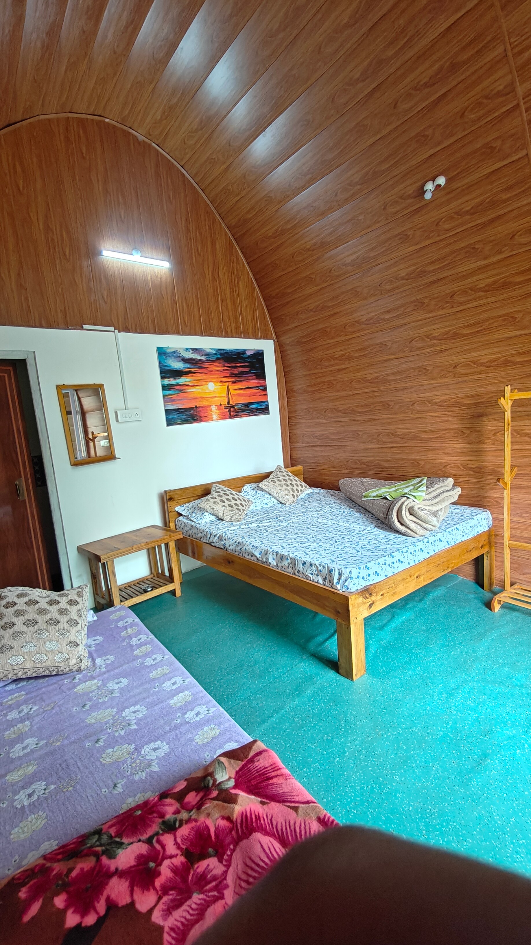 New Bloom Homestay - Tap to explore photos