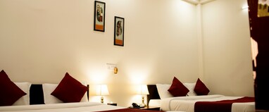 Hotel The Grand Avanti
