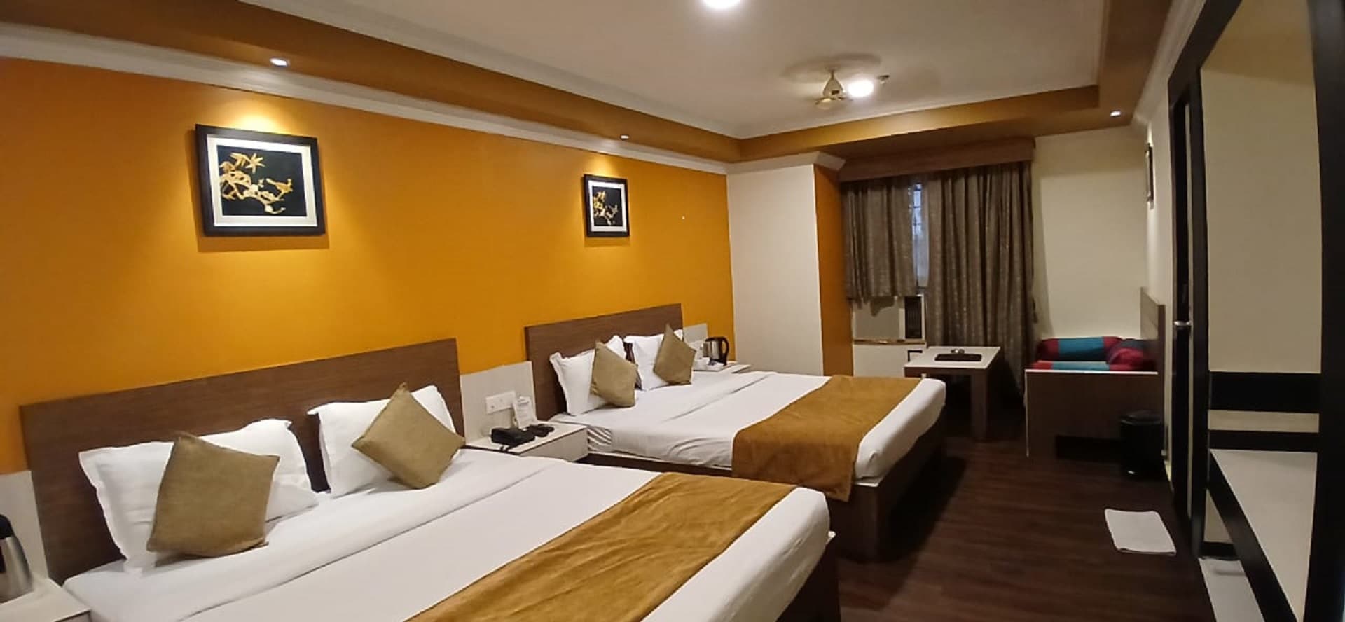 Hotel Pushpak - Tap to explore photos
