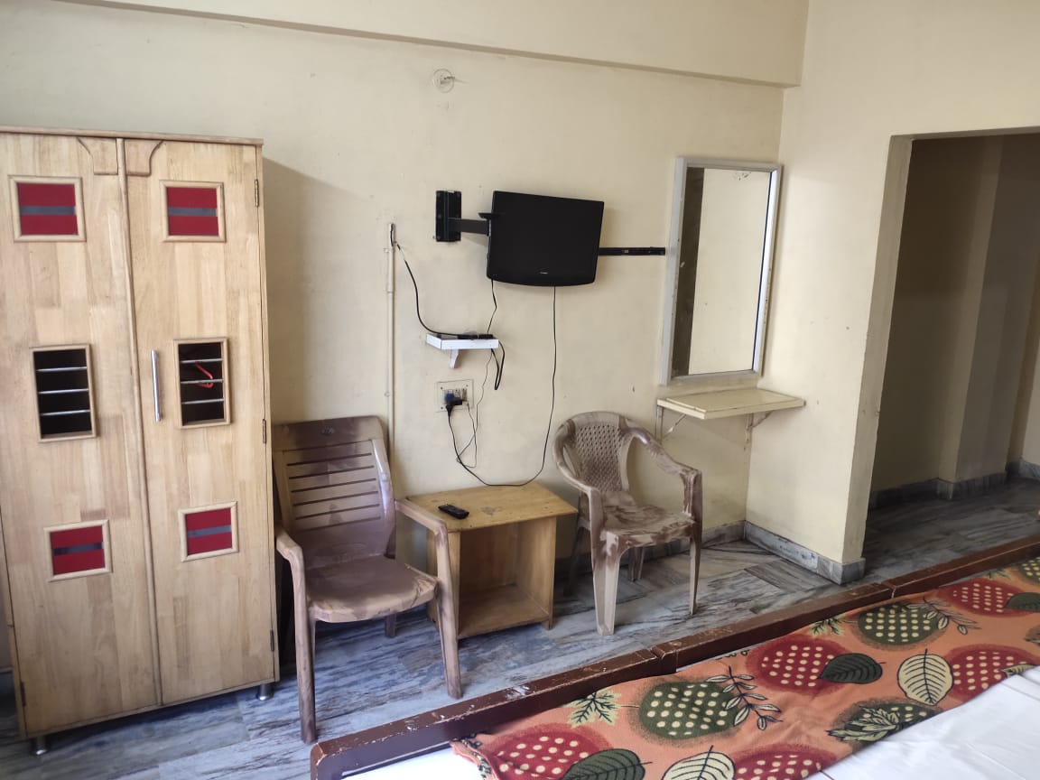 Chenna Guest House - Tap to explore photos