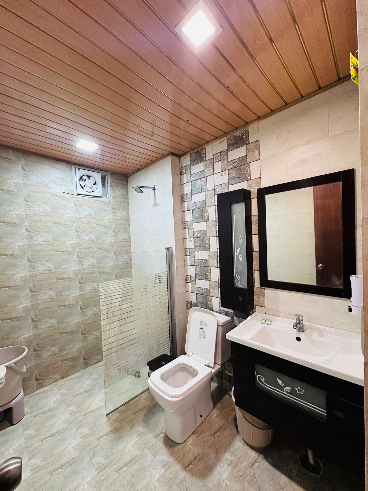 Brij Sattvam Entire 1 Bedroom Apartment - Tap to explore photos