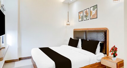 Super Hotel O Vazhakkala Room Type - Premium