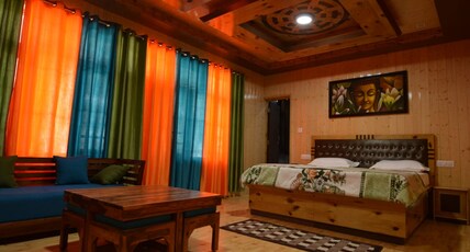 The Alpinist Room Type - Alpinist Premium Suite with front facing balcony