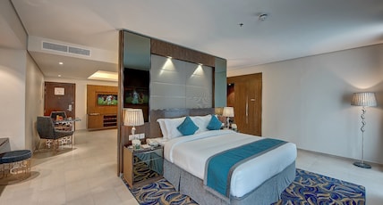 Omega Hotel, Bur Dubai Room Type - Executive Room Exc. with Bathtub and Living Area Omega Hotel, Bur Dubai Room Type - Executive Room Exc. with Bathtub and Living Area