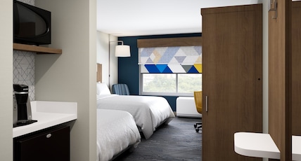 Holiday Inn Express & Suites HOUSTON SW - ROSENBERG Room Type - 2 Queen Suite Communications Accessible