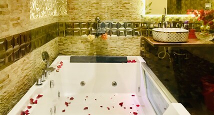 Jacuzzi House Calangute Room Type - Jacuzzi House Calangute