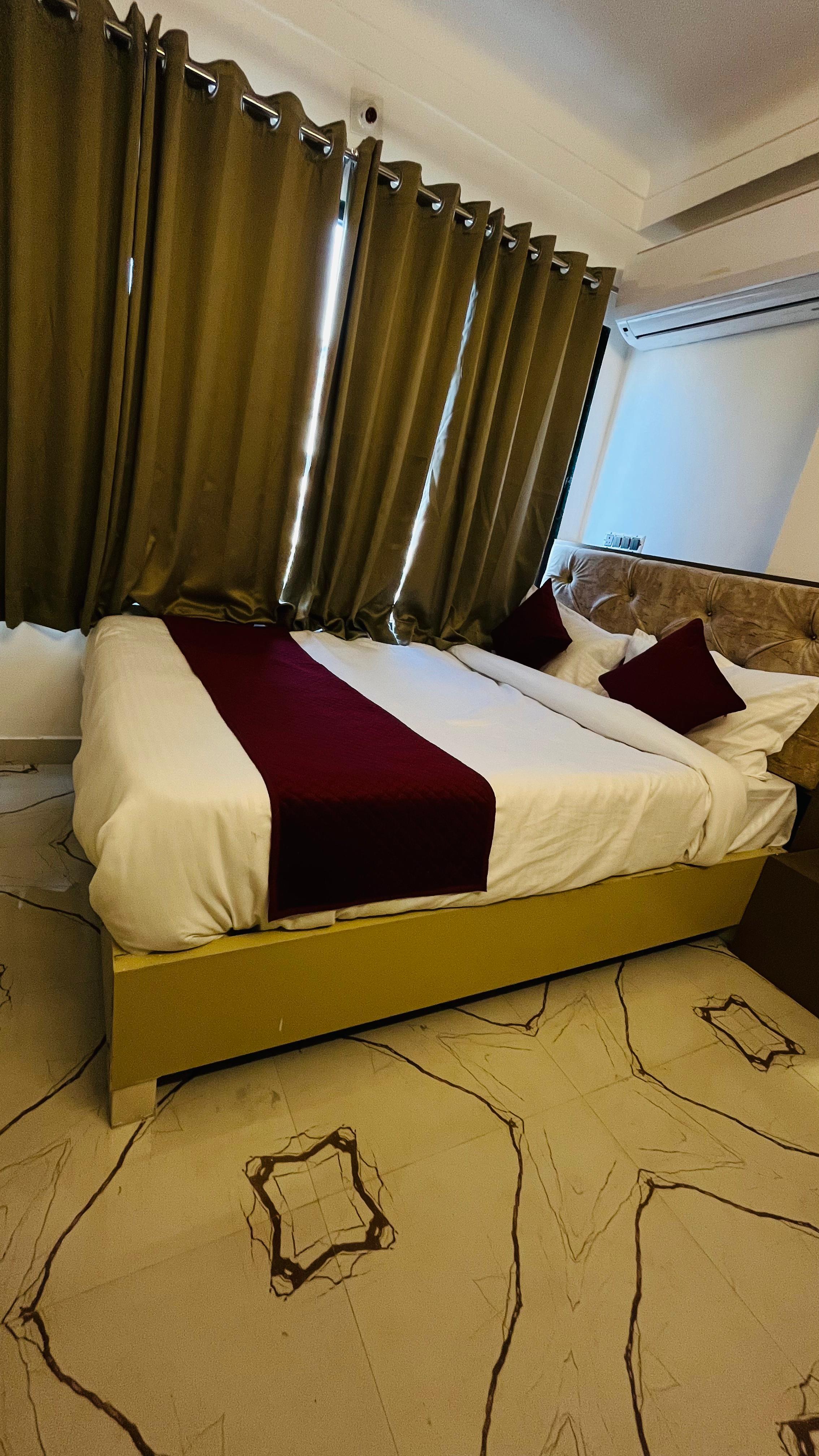 Hotel Monika - Tap to explore photos