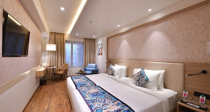 Regenta Fairlark Vadodara Room Type - Executive Twin Room + One way Airport or Railway Station Transfer (Subject to availability requires Regenta Fairlark Vadodara Room Type - Executive Twin Room + One way Airport or Railway Station Transfer (Subject to availability requires