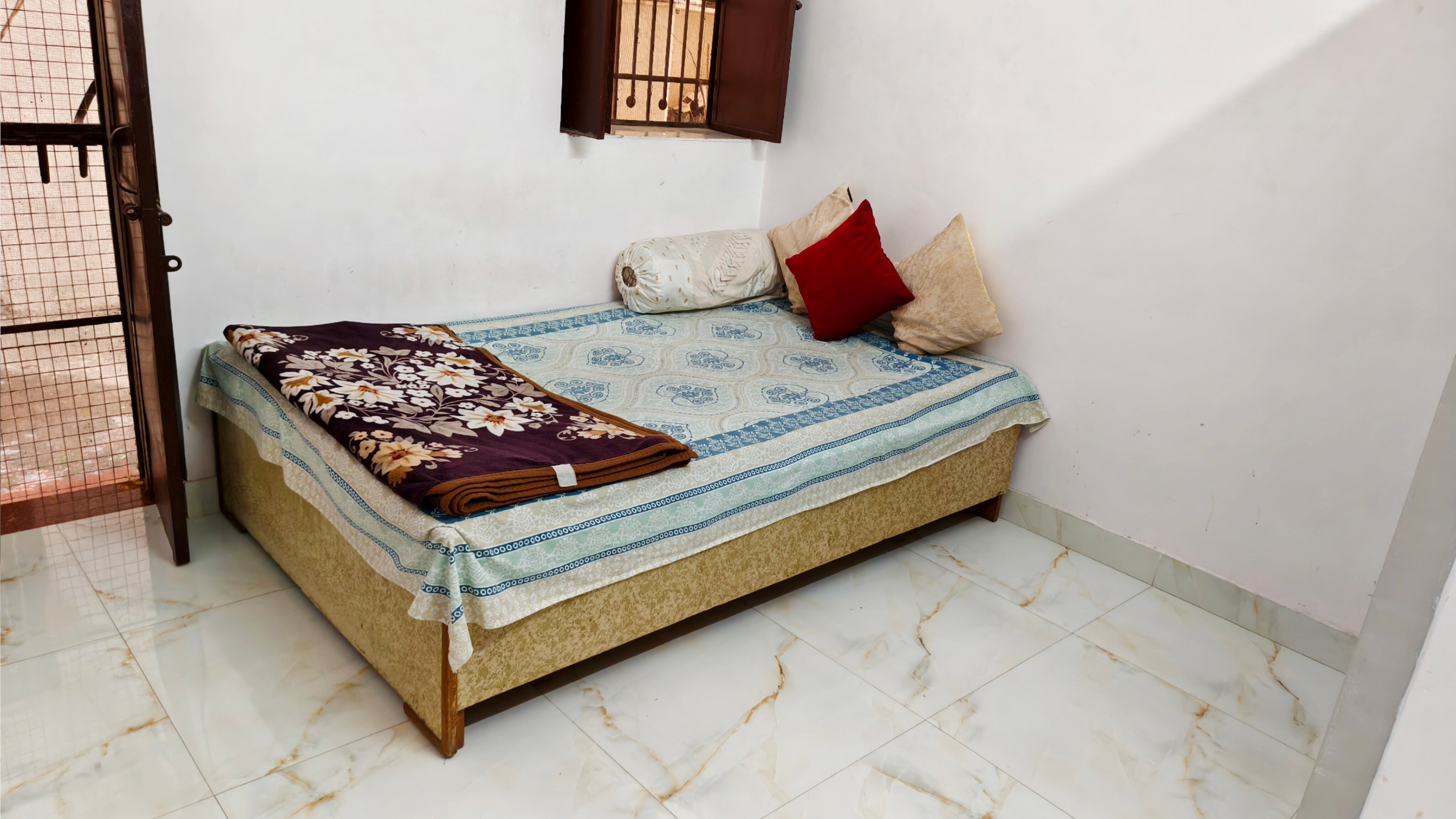 Siddhi Sadan Homestay - Tap to explore photos