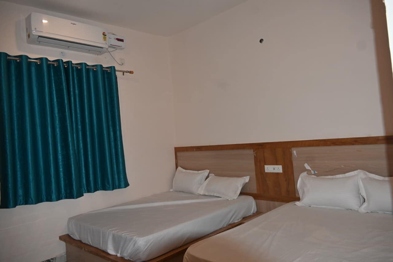 Malwa resort Chitrakoot - Tap to explore photos