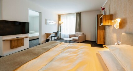 Best Western Plus iO Hotel Room Type - Suite-2 Queen Beds, Modern Design, Safe, Desk, Sound Proof Windows, Wi-Fi, Air-Conditioned