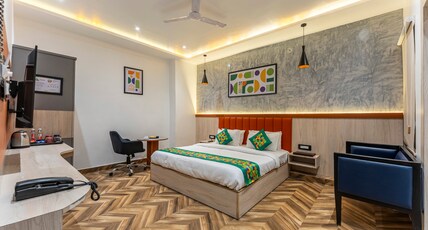 Treebo Divine Stay Prayagraj Room Type - Deluxe Room with King Bed