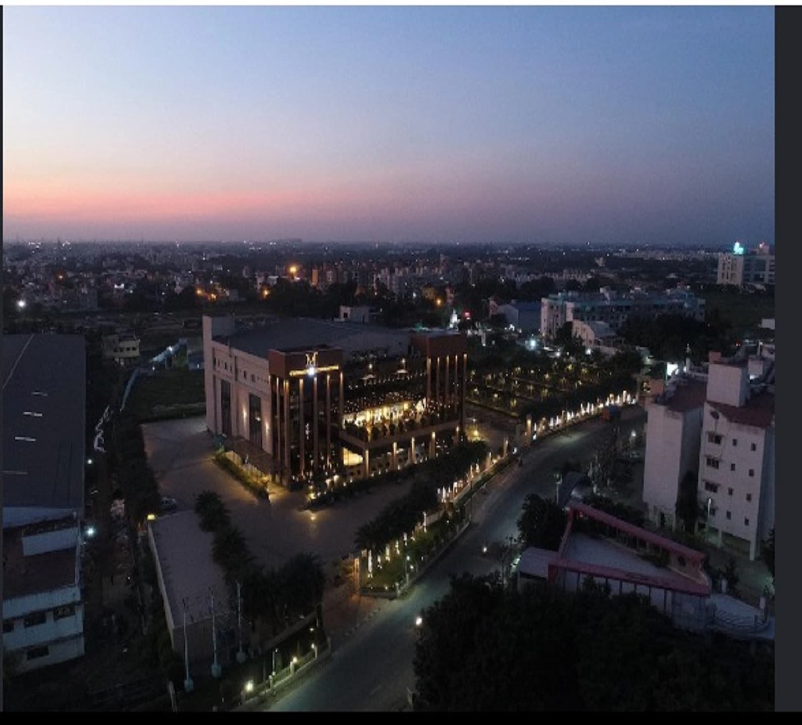 M Stays - Tap to explore photos