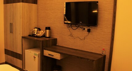 Hotel Blue Bell Room Type - Super Deluxe Room