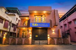 FabHotel Samanta