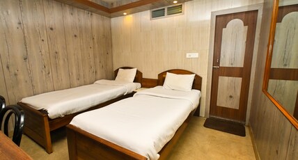 Baba Tourist Lodge Room Type - 111