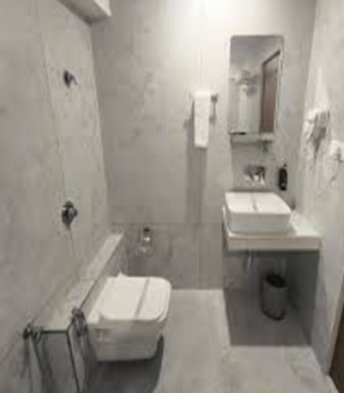 Hotel Arose - Tap to explore photos