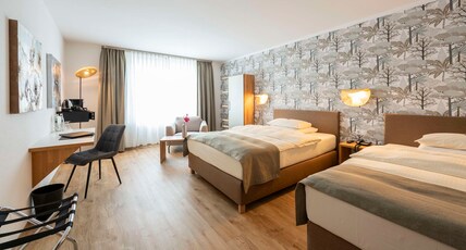 Best Western Plus iO Hotel Room Type - 2 Queen Beds, Standard Room, Desk, Safe, Sound Proof Windows, Wi-Fi, Air-Conditioned