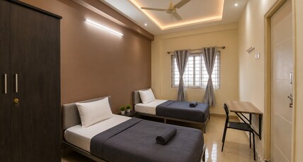 Z Express Aurelia Room Type - Standard Twin