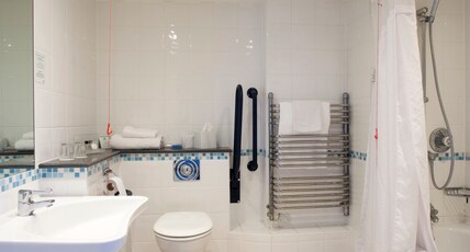 Holiday Inn IPSWICH Room Type - 1 Double Standard Accessible