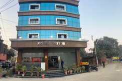 HOTEL MAYUR AND RESTAURANTS