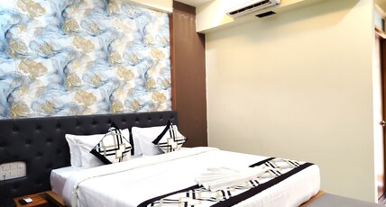 Hotel Empire Room Type - Suite Room