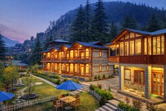 8fold by Larisa, Jibhi