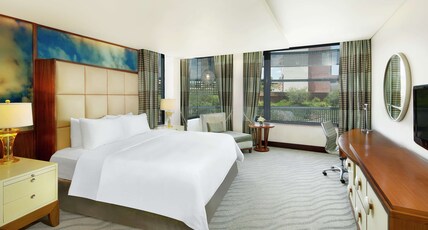 Hilton Windhoek Room Type - KING HILTON DELUXE ROOM