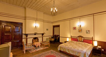 Hotel Chevron Rosemount, Ranikhet Room Type - Super Deluxe Room