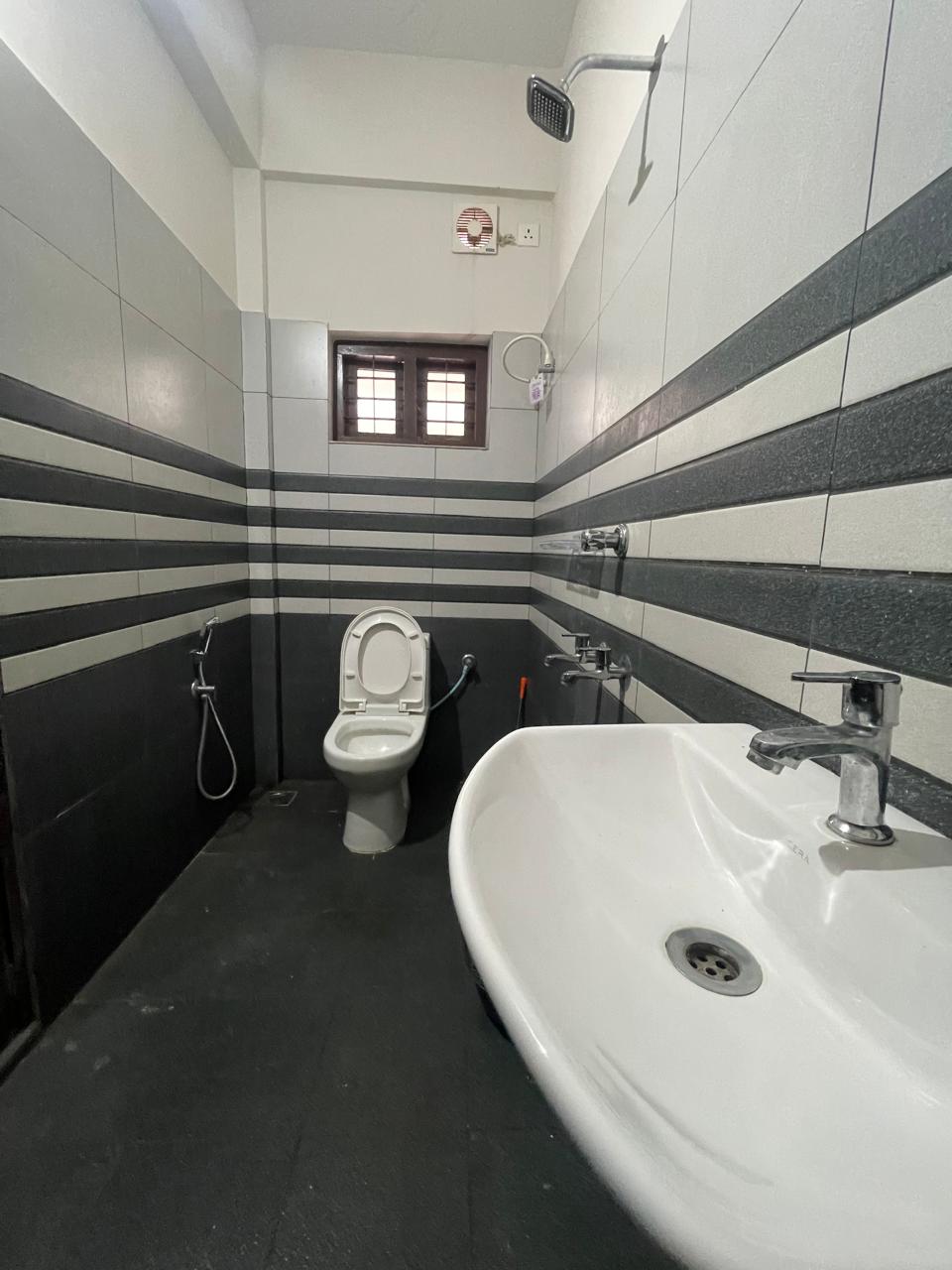 Nilastay 1BHK Apartment Near Technopark - Tap to explore photos