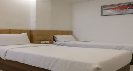 Gulmohar Plaza By Auroville Room Type - Super Deluxe Twin Bed